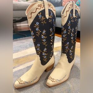 Ivy City Rosemary Cowboy Embroidered Boots. New with tags, sold out online